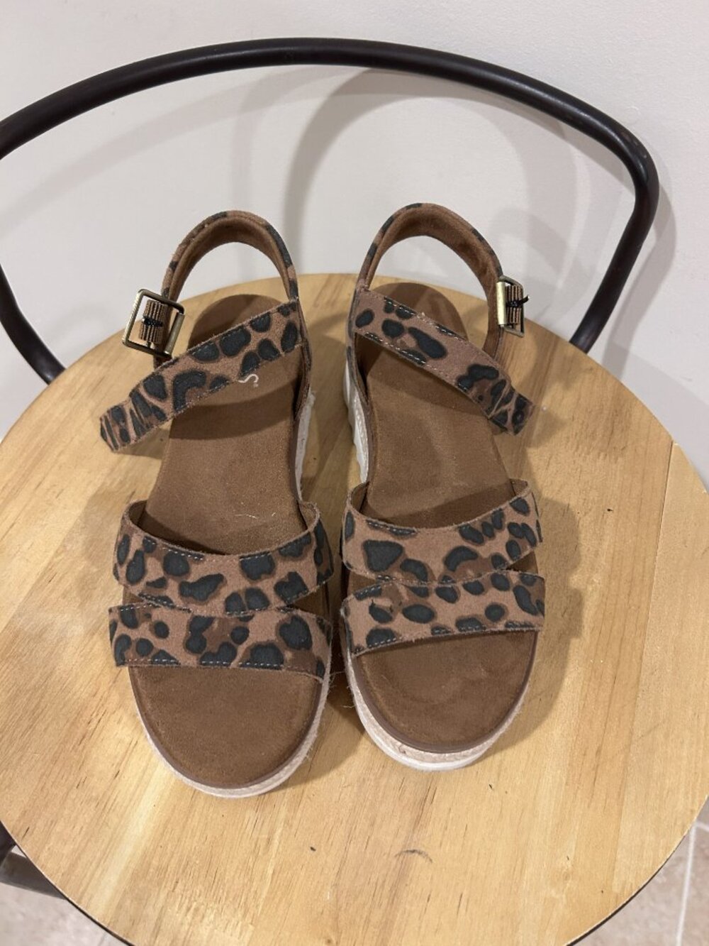 Toms Sandals - Size 7